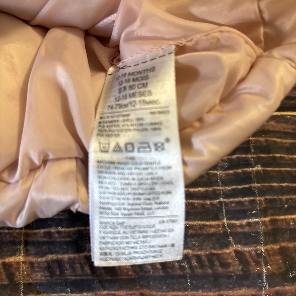 BABY GAP Girl's Bow Front Puffer Light Pink Vest 12-18 months - Picture 3 of 3